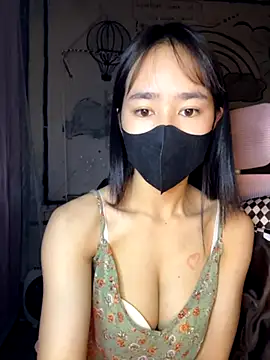 TiNa 04 online show from November 2025 11:41:01 PM