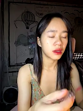 TiNa 04 online show from November 2025 10:15:02 PM