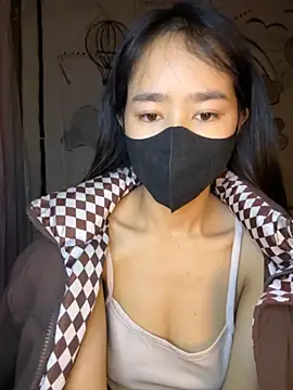 TiNa 04 online show from November 2025 11:21:02 PM