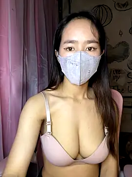 TiNa 04 online show from October 2025 10:51:01 AM
