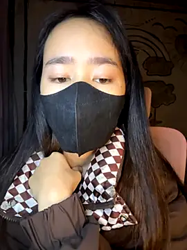 TiNa 04 online show from November 2025 11:41:01 PM