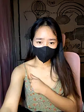 TiNa 04 online show from November 2025 11:59:02 AM