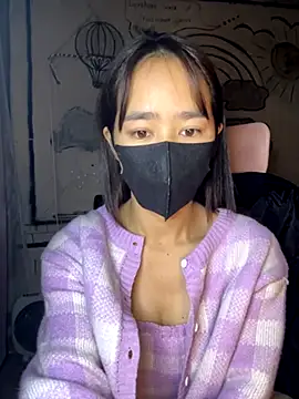 TiNa 04 online show from December 2025 10:55:01 PM