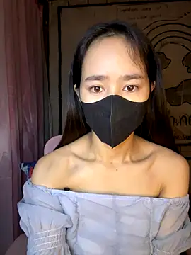 TiNa 04 online show from October 2025 12:00:02 AM