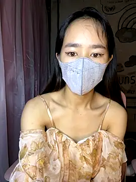 TiNa 04 online show from October 2025 10:46:02 PM