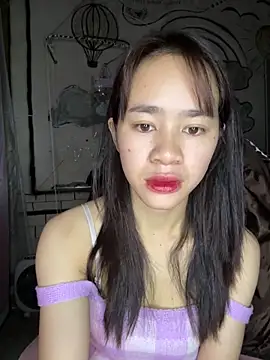 TiNa 04 online show from December 2025 12:05:01 AM