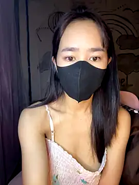 TiNa 04 online show from November 2025 11:20:02 PM