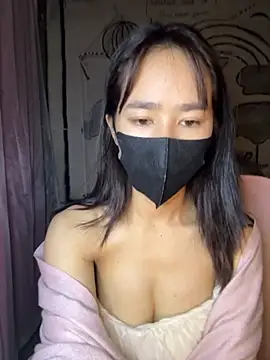 TiNa 04 online show from December 2025 11:05:02 PM