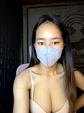 TiNa 04 online show from September 2025 10:59:01 PM