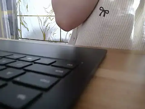 Lyzizi lovely09 online show from April 2026 02:12:02 PM