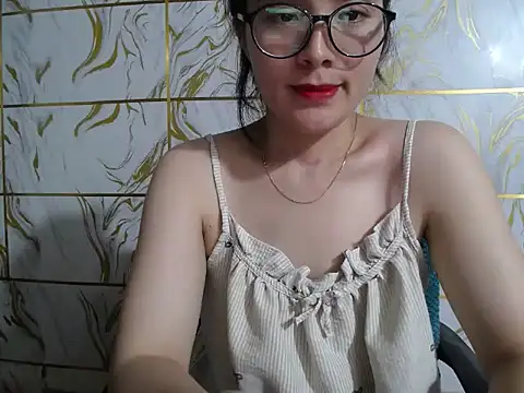 Lyzizi lovely09 online show from June 2026 02:11:02 PM