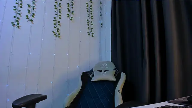 Your Claddagh online show from April 2026 07:38:02 PM