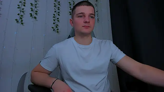 Your Claddagh online show from November 2025 06:19:02 PM