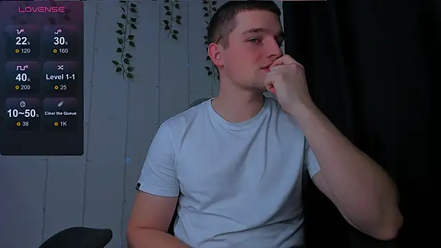 Your Claddagh online show from December 2025 09:54:02 PM