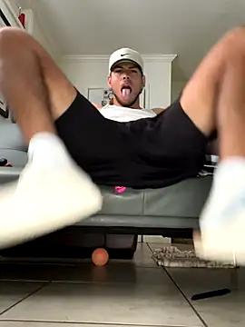StrokingDaddy4 online show from September 2025 04:25:02 PM