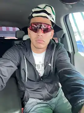 Snapshot of StrokingDaddy4 chatting on December 2025 06:00:01 PM StrokingDaddy4 online show from December 2025 06:00:01 PM