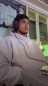 Snapshot of StrokingDaddy4 chatting on February 2026 11:40:01 AM StrokingDaddy4 online show from February 2026 11:40:01 AM