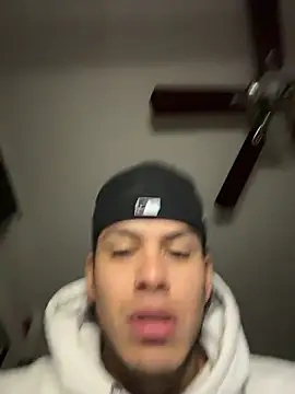 Snapshot of StrokingDaddy4 chatting on January 2026 01:06:02 PM StrokingDaddy4 online show from January 2026 01:06:02 PM