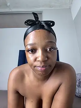 Pinkdollyg online show from February 2026 02:25:01 PM