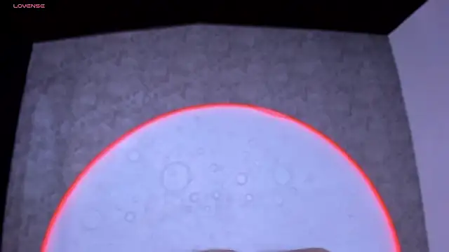 ReinaChloe online show from February 2026 04:27:01 PM