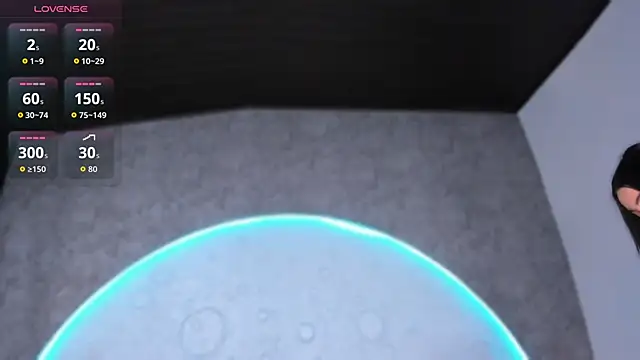 ReinaChloe online show from February 2026 04:18:01 PM