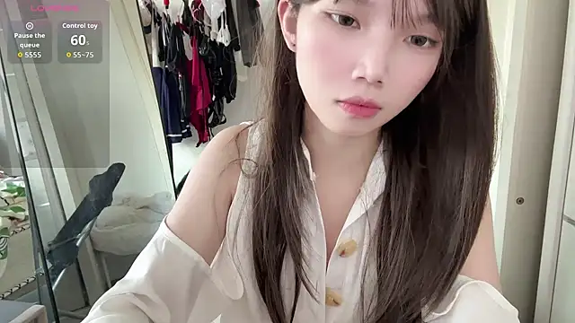 Yiyi-707 online show from September 2025 09:52:01 AM