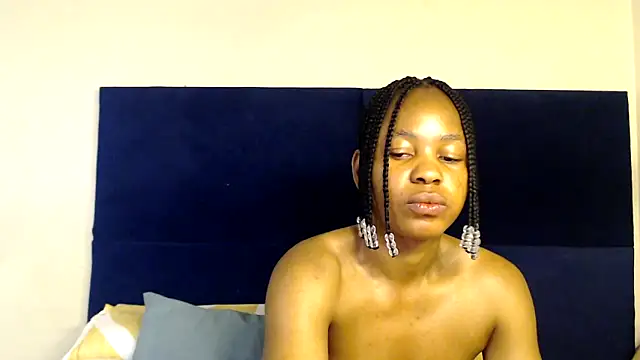 Snapshot of Sexy-Momo chatting on October 2025 09:06:02 PM Sexy-Momo online show from October 2025 09:06:02 PM