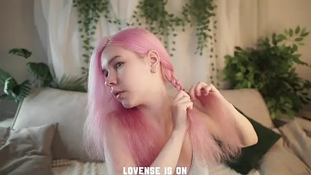 ElizSpieth online show from November 2025 01:28:02 AM