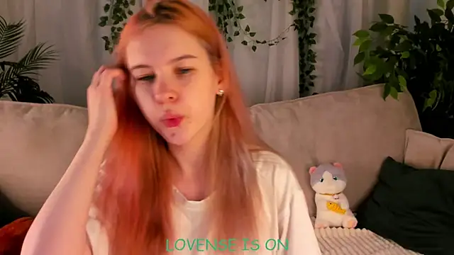 ElizSpieth online show from October 2025 01:17:02 AM
