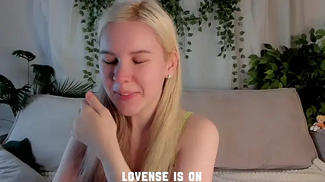 ElizSpieth online show from November 2025 01:48:02 AM