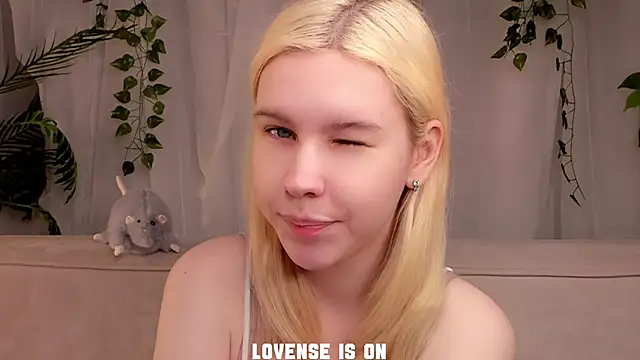 ElizSpieth online show from November 2025 01:09:02 AM