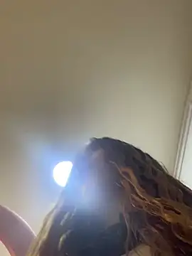 Snapshot of CharlotteBrownn_ chatting on February 2026 03:08:02 AM CharlotteBrownn online show from February 2026 03:08:02 AM