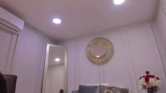 Snapshot of CharlotteBrownn_ chatting on February 2026 03:26:02 AM CharlotteBrownn online show from February 2026 03:26:02 AM