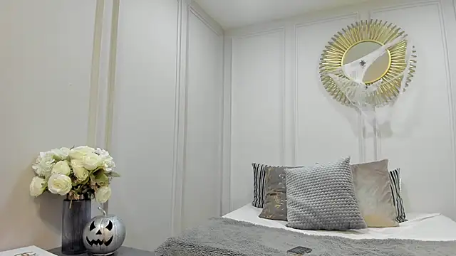 CharlotteBrownn  online show from November 2025 01:53:02 AM