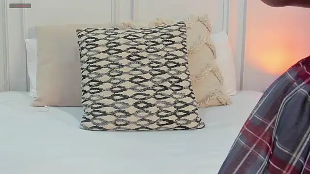 CharlotteBrownn  online show from June 2026 02:33:02 AM