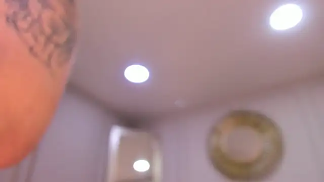 Snapshot of CharlotteBrownn_ chatting on January 2026 04:39:01 AM CharlotteBrownn online show from January 2026 04:39:01 AM