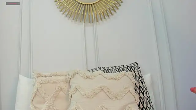 CharlotteBrownn  online show from June 2026 01:28:02 AM