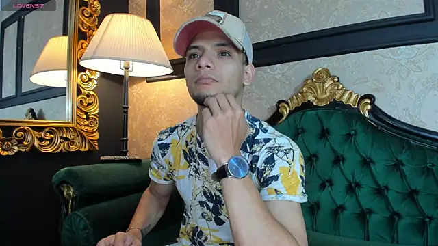 Snapshot of AlessandroKiing chatting on April 2026 07:06:02 PM AlessandroKiing online show from April 2026 07:06:02 PM