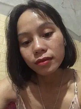 Snapshot of QuingLin chatting on September 2025 10:47:01 PM QuingLin online show from September 2025 10:47:01 PM