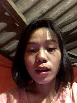 Snapshot of QuingLin chatting on October 2025 09:04:02 PM QuingLin online show from October 2025 09:04:02 PM