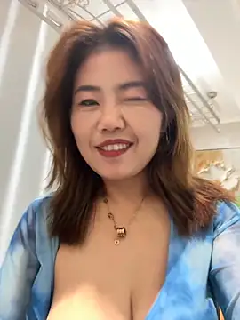 feifei 521 online show from November 2025 02:34:02 PM