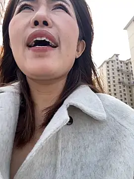 feifei 521 online show from November 2025 04:39:02 AM