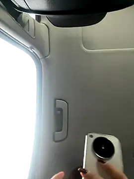 feifei 521 online show from October 2025 02:30:02 AM