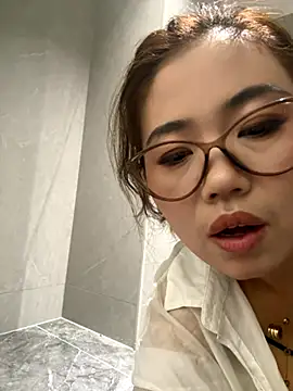 feifei 521 online show from September 2025 01:53:02 AM