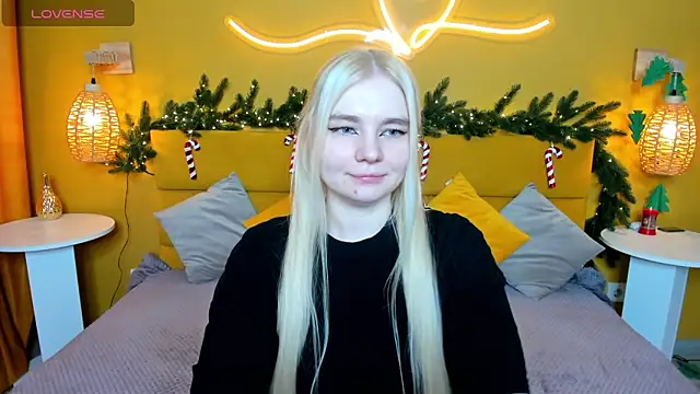 RuthBryant online show from December 2025 12:35:01 AM