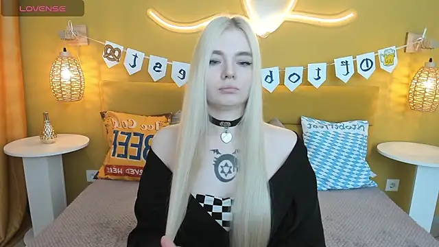 RuthBryant online show from September 2025 01:01:01 AM