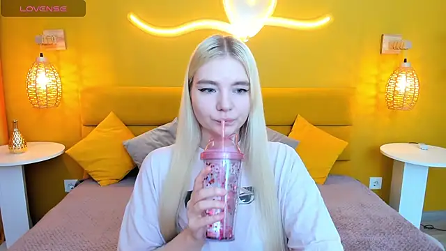 RuthBryant online show from October 2025 12:45:01 AM