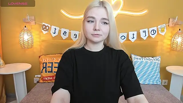 RuthBryant online show from September 2025 01:34:02 AM