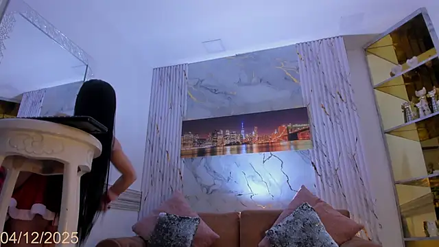 Snapshot of Sophi_Johnson chatting on December 2025 04:33:02 AM Sophi Johnson online show from December 2025 04:33:02 AM