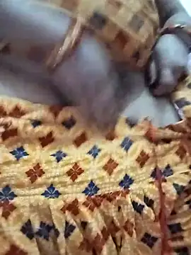 rani8008 online show from April 2026 04:57:02 PM